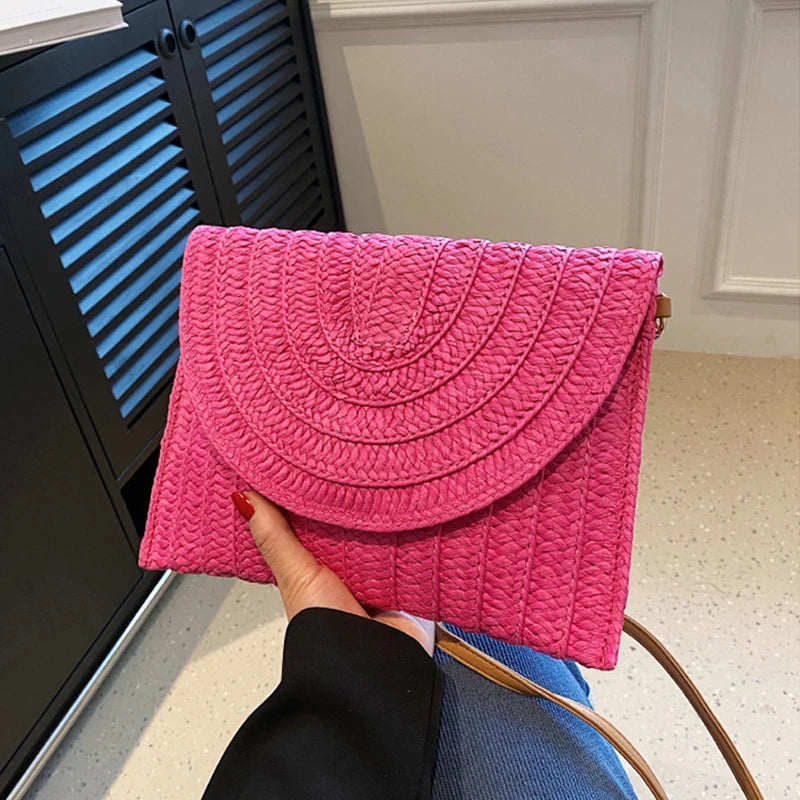 Summer Beach Straw Clutch Bag Cute Ball Pendant Crossbody Bag for Women Travel Shoulder Bags Purse Ladies Casual Bags Wicker Bag