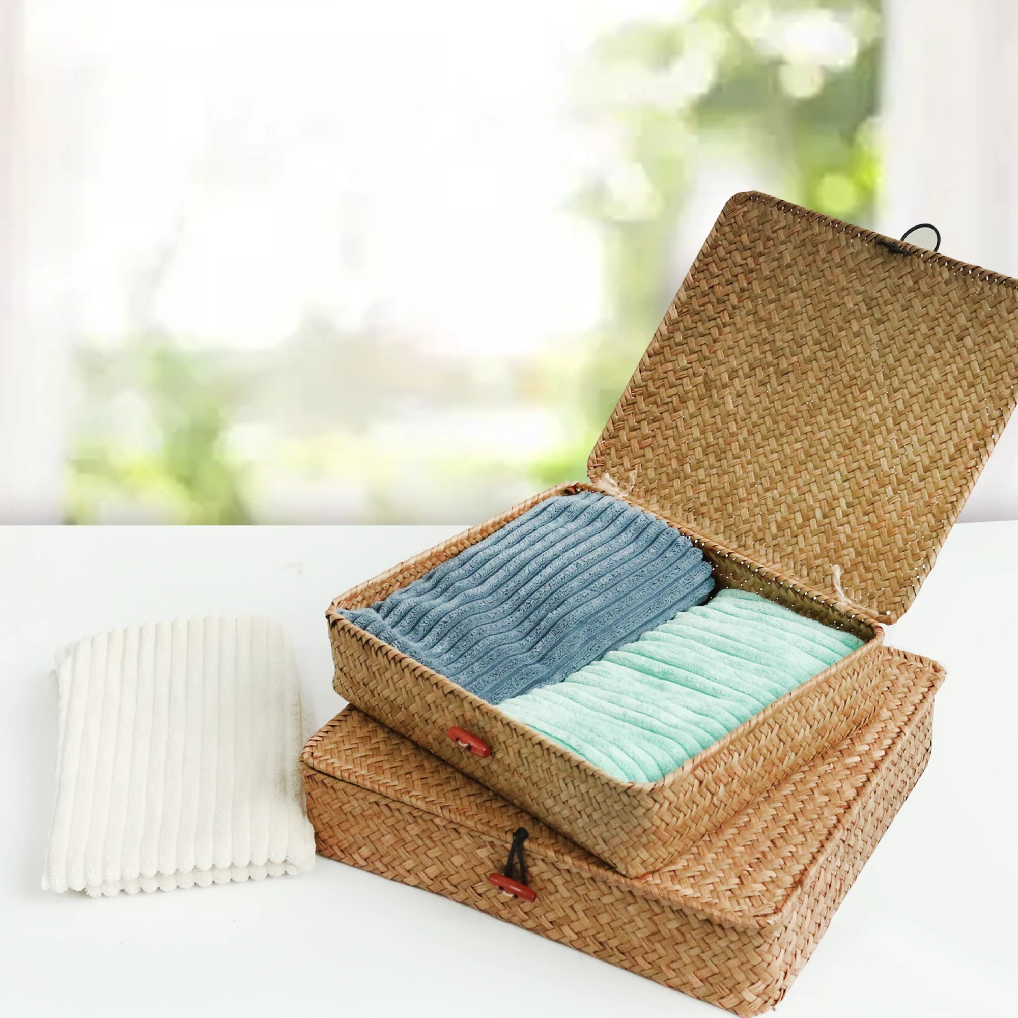 2 Pcs Seagrass Baskets with Lid Wicker Storage Basket Flat Rattan Storage Bins Woven Organizer Basket for Shelf, Closet, Bedroom